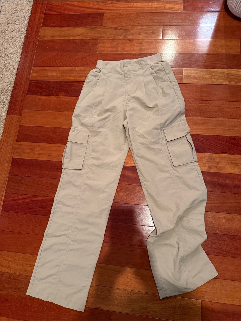 High-Rise Cargo Pants in Light Beige
